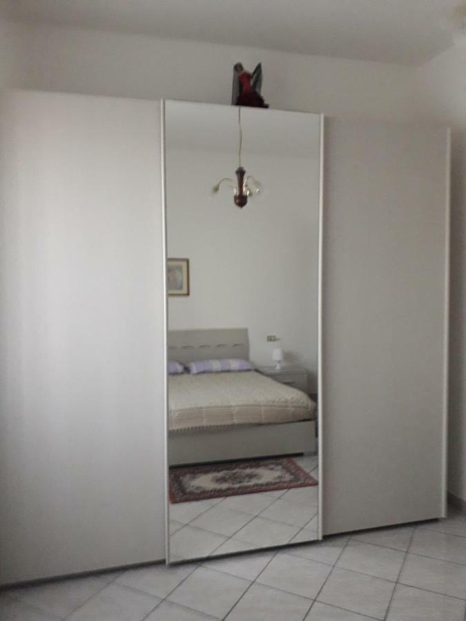 Jean Home Галарате Екстериор снимка